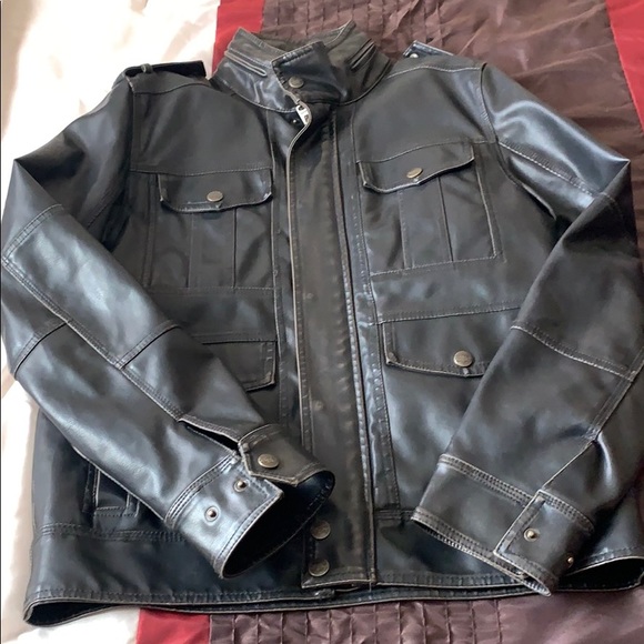 Levi’s leather jacket - Picture 4 of 4